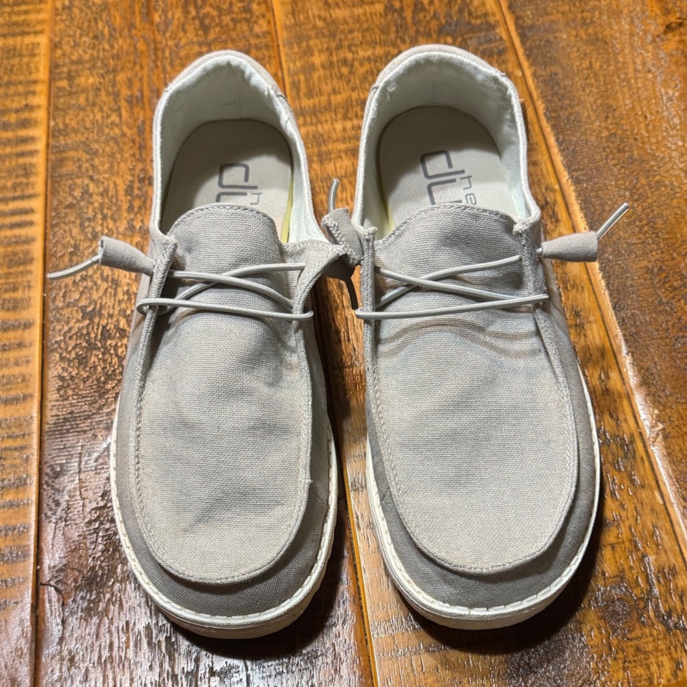 Hey Dude women’s WENDY chambray Light Gray Loafers, sz 10